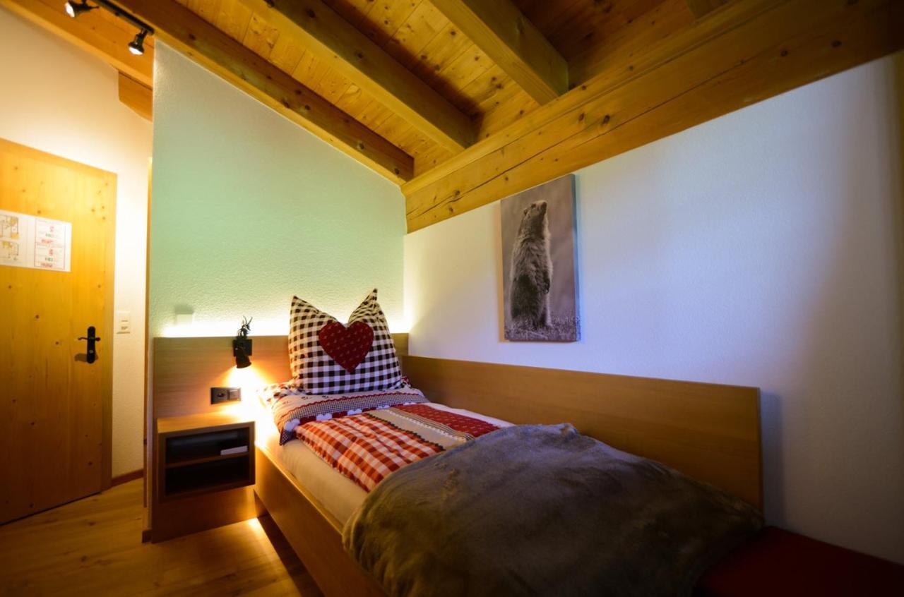 Hotel Madrisajoch Saint Antonien Exterior photo