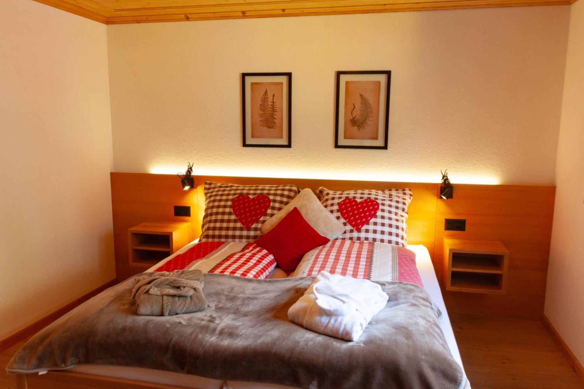 Hotel Madrisajoch Saint Antonien Exterior photo