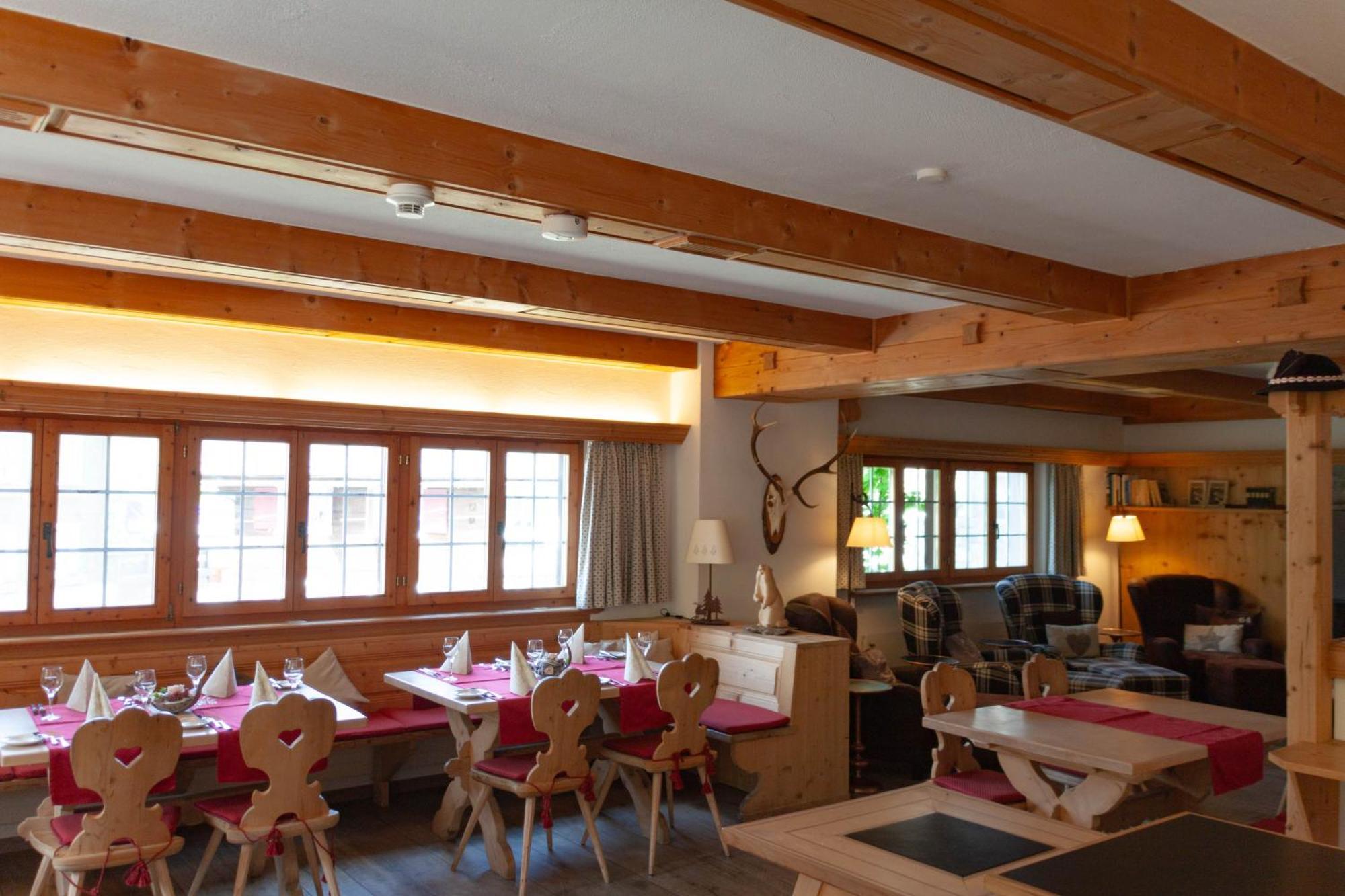 Hotel Madrisajoch Saint Antonien Exterior photo