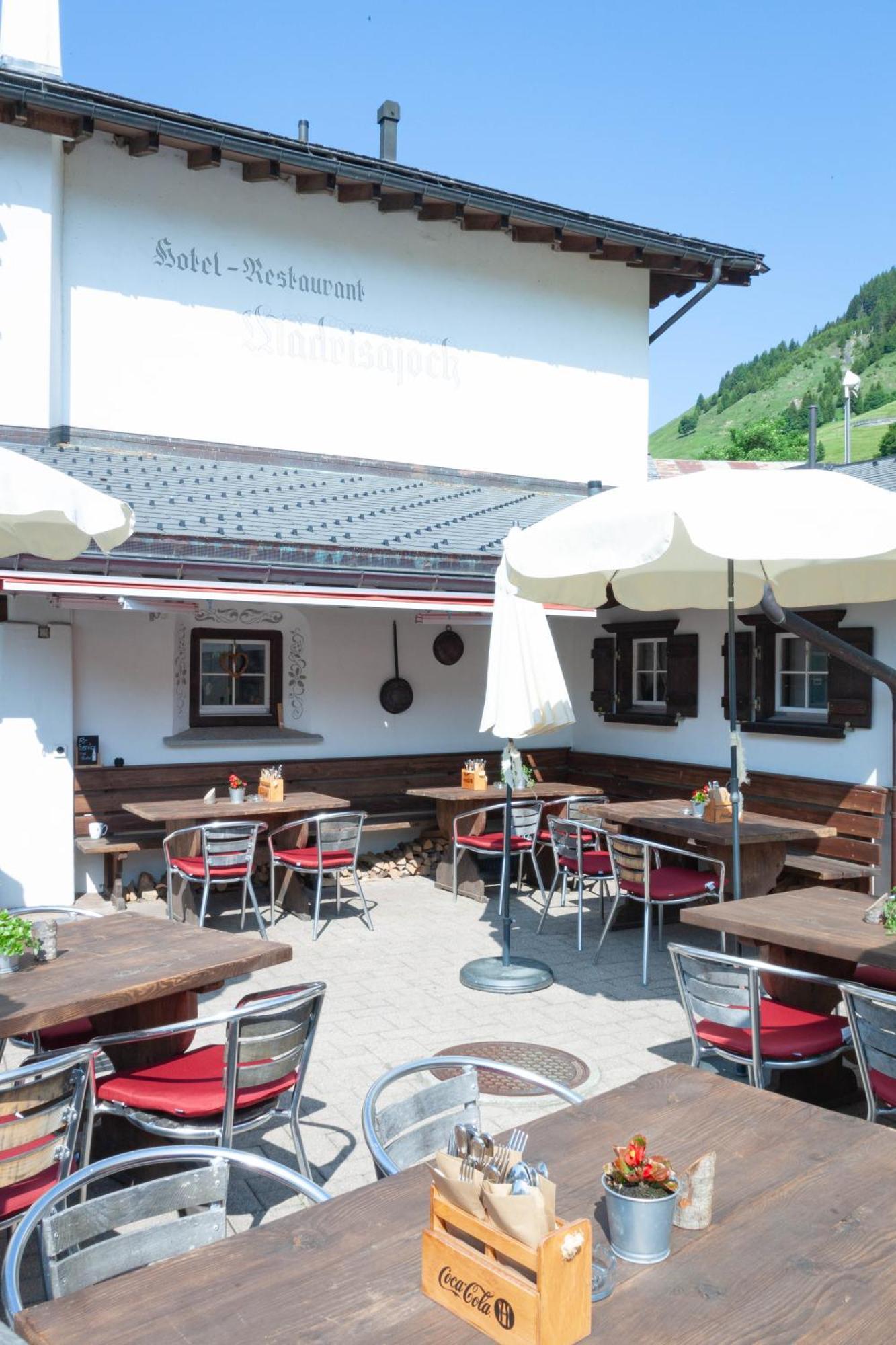 Hotel Madrisajoch Saint Antonien Exterior photo