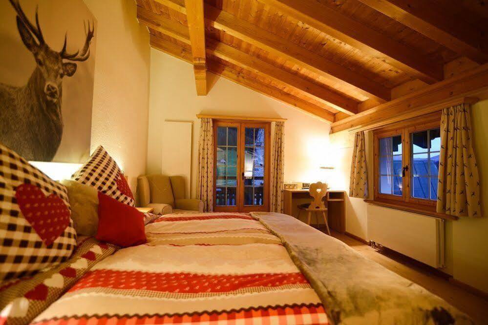Hotel Madrisajoch Saint Antonien Exterior photo