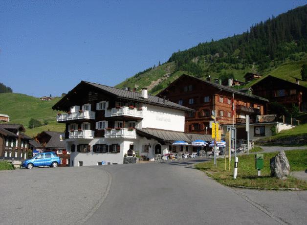 Hotel Madrisajoch Saint Antonien Exterior photo